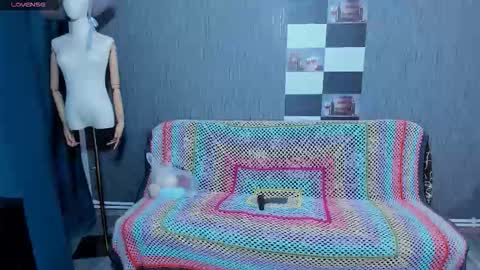 Snapshot of pa1e_pr1ncess chatting on October 13, 2025, 7:30 am Ella online show from October 13, 2025, 7:30 am