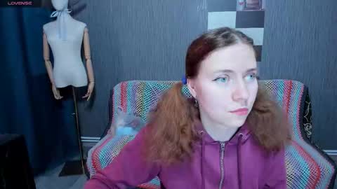 Snapshot of pa1e_pr1ncess chatting on October 15, 2025, 7:30 am Ella online show from October 15, 2025, 7:30 am