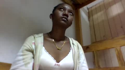 Snapshot of paatriy chatting on February 16, 2026, 5:25 am paatriy online show from February 16, 2026, 5:25 am