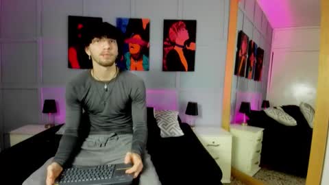 P A C O online show from October 22, 2025, 1:00 pm