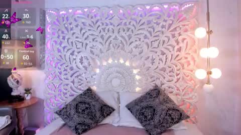 PaIIgePeach online show from February 25, 2026, 6:17 pm