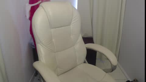 Snapshot of paiperhalliwey chatting on March 3, 2025, 7:17 pm paiperhalliwey online show from March 3, 2025, 7:17 pm