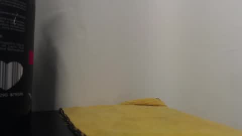 Snapshot of paiperhalliwey chatting on March 12, 2025, 8:20 pm paiperhalliwey online show from March 12, 2025, 8:20 pm