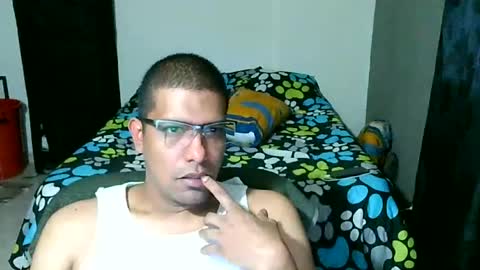 paisita89100 online show from August 3, 2026, 1:26 am
