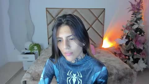 palechor online show from December 15, 2025, 3:33 am