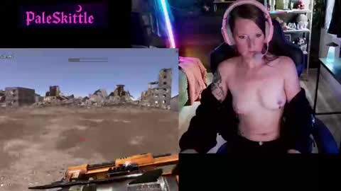 Snapshot of paleskittle chatting on September 30, 2025, 9:53 pm Pale Skittle online show from September 30, 2025, 9:53 pm