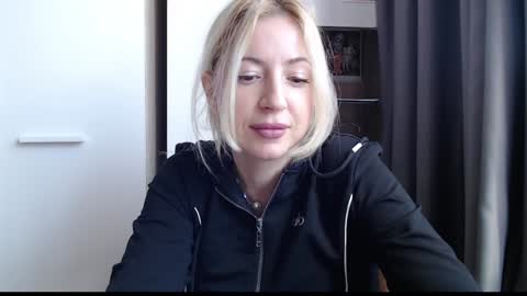 Snapshot of pam_fans chatting on September 19, 2025, 7:32 am BABE online show from September 19, 2025, 7:32 am