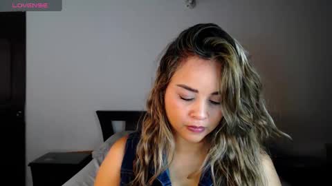 Snapshot of pam_gomez chatting on January 14, 2025, 2:43 pm pam gomez online show from January 14, 2025, 2:43 pm