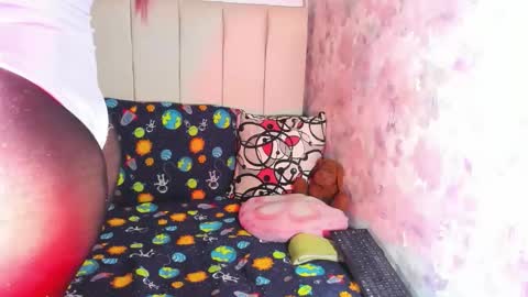 Snapshot of pamela_and_eva chatting on February 2, 2026, 5:00 pm pamelaa Viscontty online show from February 2, 2026, 5:00 pm