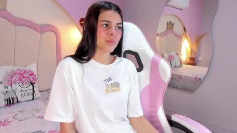 Snapshot of pamela_monroy_ chatting on April 6, 2026, 10:49 am Princess Pamela online show from April 6, 2026, 10:49 am