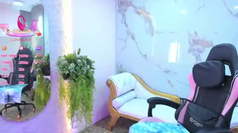 Snapshot of pamela_monroy_ chatting on April 27, 2026, 7:23 pm Princess Pamela online show from April 27, 2026, 7:23 pm