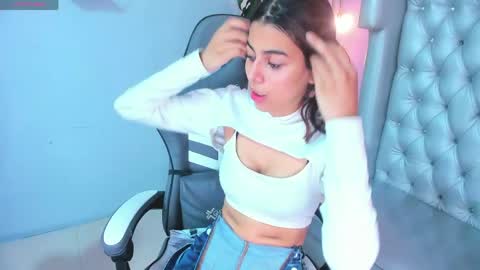 Snapshot of pamela_monroy_ chatting on May 1, 2026, 7:18 pm Princess Pamela online show from May 1, 2026, 7:18 pm