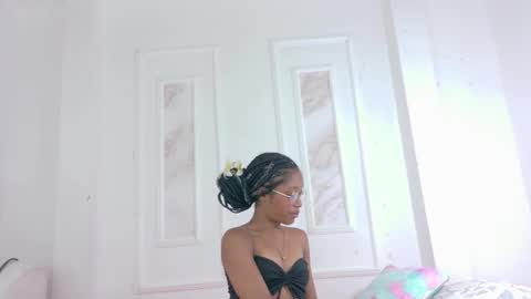 Snapshot of pamelaa_07 chatting on November 25, 2025, 1:11 pm Pamela online show from November 25, 2025, 1:11 pm