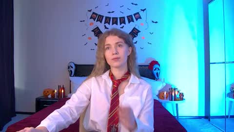 Snapshot of pamelablair chatting on October 28, 2025, 5:44 am Pamela Blair online show from October 28, 2025, 5:44 am