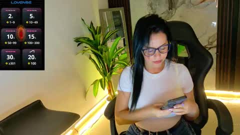 Paola online show from February 27, 2025, 1:27 am