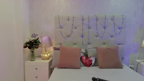 Snapshot of pamelamiler_ chatting on September 26, 2025, 11:58 am TELL ME PAMELLA AND GIVE ME A GOOD GRADE ITS IMPORTANT online show from September 26, 2025, 11:58 am