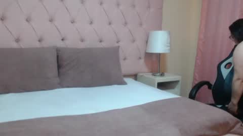 pamelanix online show from August 1, 2026, 9:57 pm