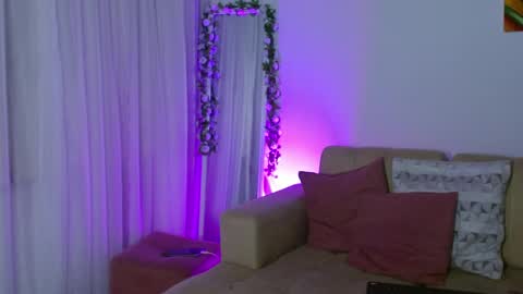 pamella_pretty_ online show from April 24, 2026, 7:11 am