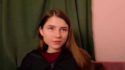 Snapshot of pamilarakestraw chatting on October 5, 2025, 7:56 pm daniella online show from October 5, 2025, 7:56 pm