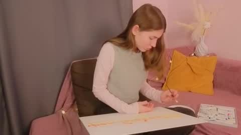 Snapshot of pamilarakestraw chatting on November 6, 2025, 7:48 pm daniella online show from November 6, 2025, 7:48 pm