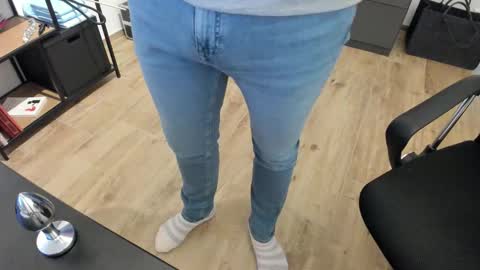 pampersandspanking online show from February 10, 2026, 3:49 pm