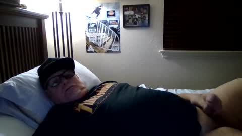 Snapshot of panos678442 chatting on July 18, 2026, 9:35 am panos online show from July 18, 2026, 9:35 am