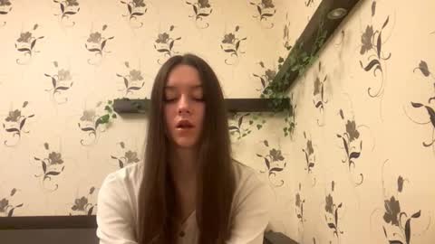 Snapshot of pantease_ chatting on October 2, 2025, 9:22 pm Kate online show from October 2, 2025, 9:22 pm