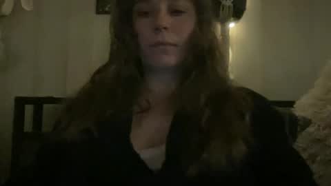 Pantiesofthefae online show from May 11, 2026, 9:37 am