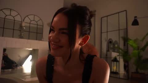 Snapshot of pantykrist chatting on September 19, 2025, 4:40 pm Kristina Kriss online show from September 19, 2025, 4:40 pm