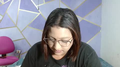 Paola Stone online show from February 3, 2026, 1:48 am