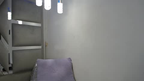 Snapshot of paola_lyon chatting on January 21, 2025, 11:34 pm Paola Lyon online show from January 21, 2025, 11:34 pm