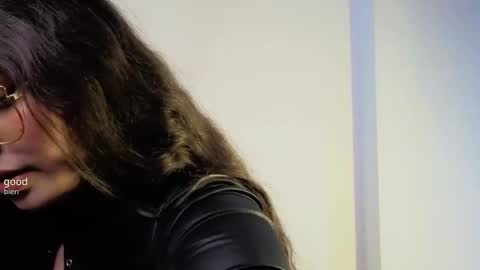 Snapshot of paola_lyon chatting on October 7, 2025, 6:16 pm Paola Lyon online show from October 7, 2025, 6:16 pm