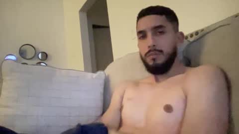 Snapshot of papicubano_guapo23cm chatting on March 1, 2025, 8:23 am papicubano_guapo23cm online show from March 1, 2025, 8:23 am