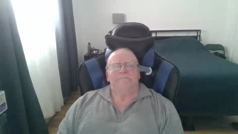 papilly online show from March 3, 2026, 6:58 pm