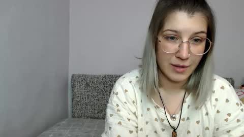 paradisexparadisex online show from January 16, 2025, 2:30 pm