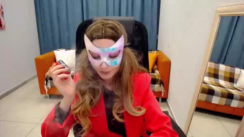 Louise online show from September 15, 2025, 8:47 am