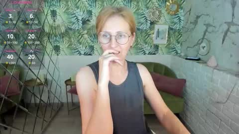 Paris online show from February 27, 2026, 1:00 pm