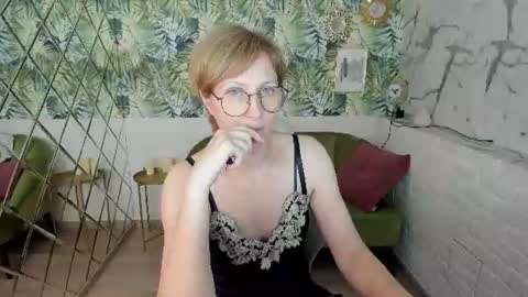 Paris online show from June 20, 2026, 6:11 pm