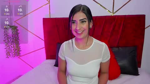 paris_evans_01 online show from November 6, 2025, 1:01 pm