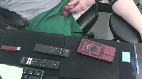 Bagels online show from April 16, 2026, 6:03 am