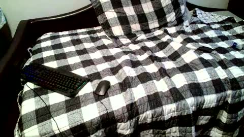 Snapshot of parlaytellio chatting on September 15, 2025, 9:37 pm Parlay Tellio online show from September 15, 2025, 9:37 pm