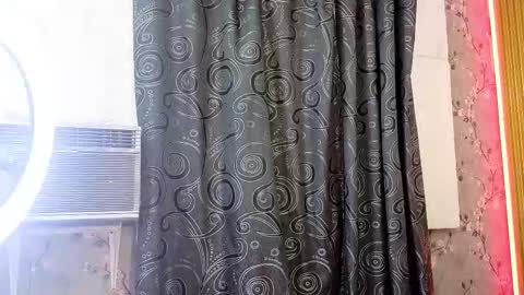 Snapshot of party_with_medellin11 chatting on November 2, 2025, 1:35 pm party_with_medellin11 online show from November 2, 2025, 1:35 pm