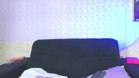 party_with_medellin23 online show from February 25, 2026, 9:24 pm