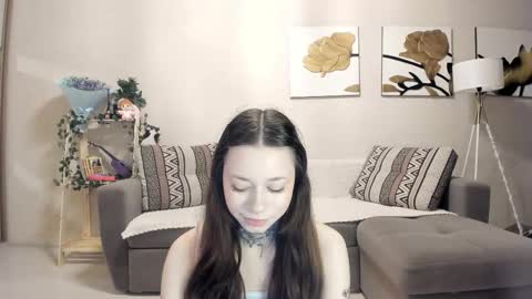 Snapshot of passionate_isabella chatting on September 20, 2025, 3:29 am Bella online show from September 20, 2025, 3:29 am