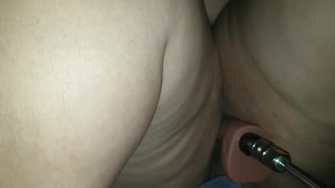 Snapshot of passionduo4 chatting on November 14, 2025, 8:29 pm PassionDuo4 online show from November 14, 2025, 8:29 pm