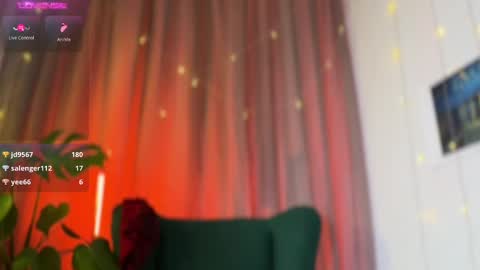 Snapshot of passionessa chatting on February 26, 2025, 2:46 pm Call me Miss Alice Careful Passion Queen online show from February 26, 2025, 2:46 pm
