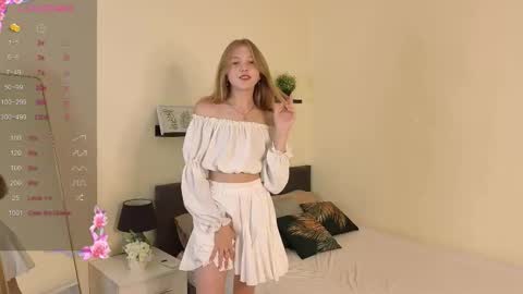 Vicki online show from September 19, 2025, 10:05 am