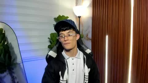 Snapshot of patrick_howland_ chatting on July 19, 2026, 3:21 am Patrick online show from July 19, 2026, 3:21 am