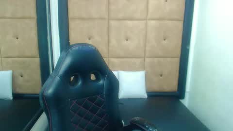 Snapshot of patrickxx_1 chatting on September 28, 2025, 1:49 pm PatrickXX 1 online show from September 28, 2025, 1:49 pm