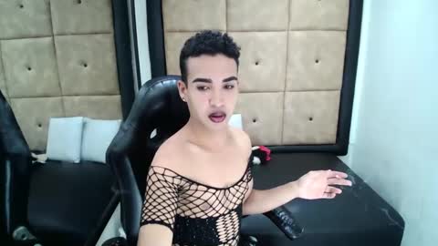 Snapshot of patrickxx_1 chatting on October 11, 2025, 7:12 pm PatrickXX 1 online show from October 11, 2025, 7:12 pm